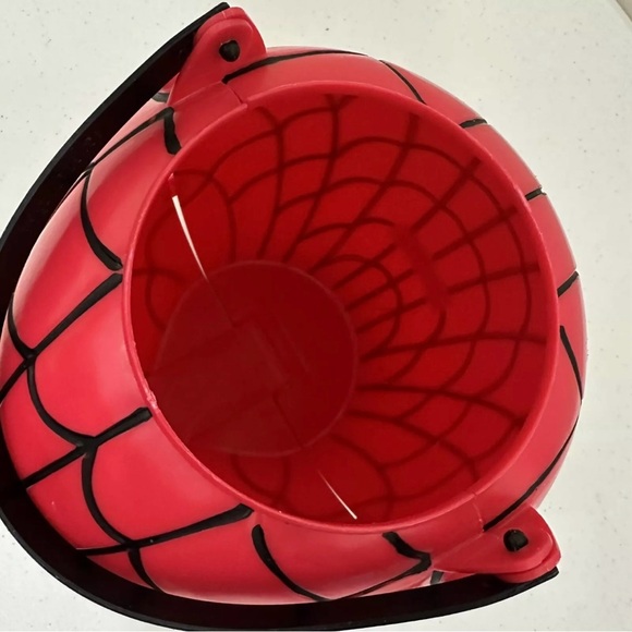 Marvel Spiderman Folding Halloween Treat Pail 2006 Candy Bucket Easter Basket - Picture 7 of 12